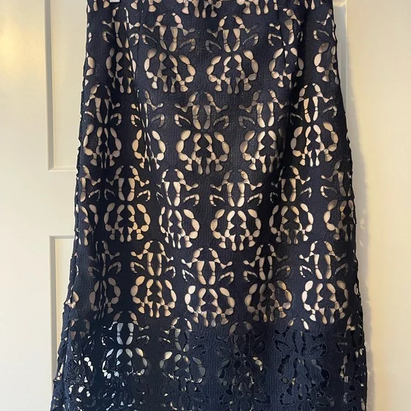 Lace Midi Skirt - Picture 2 of 3